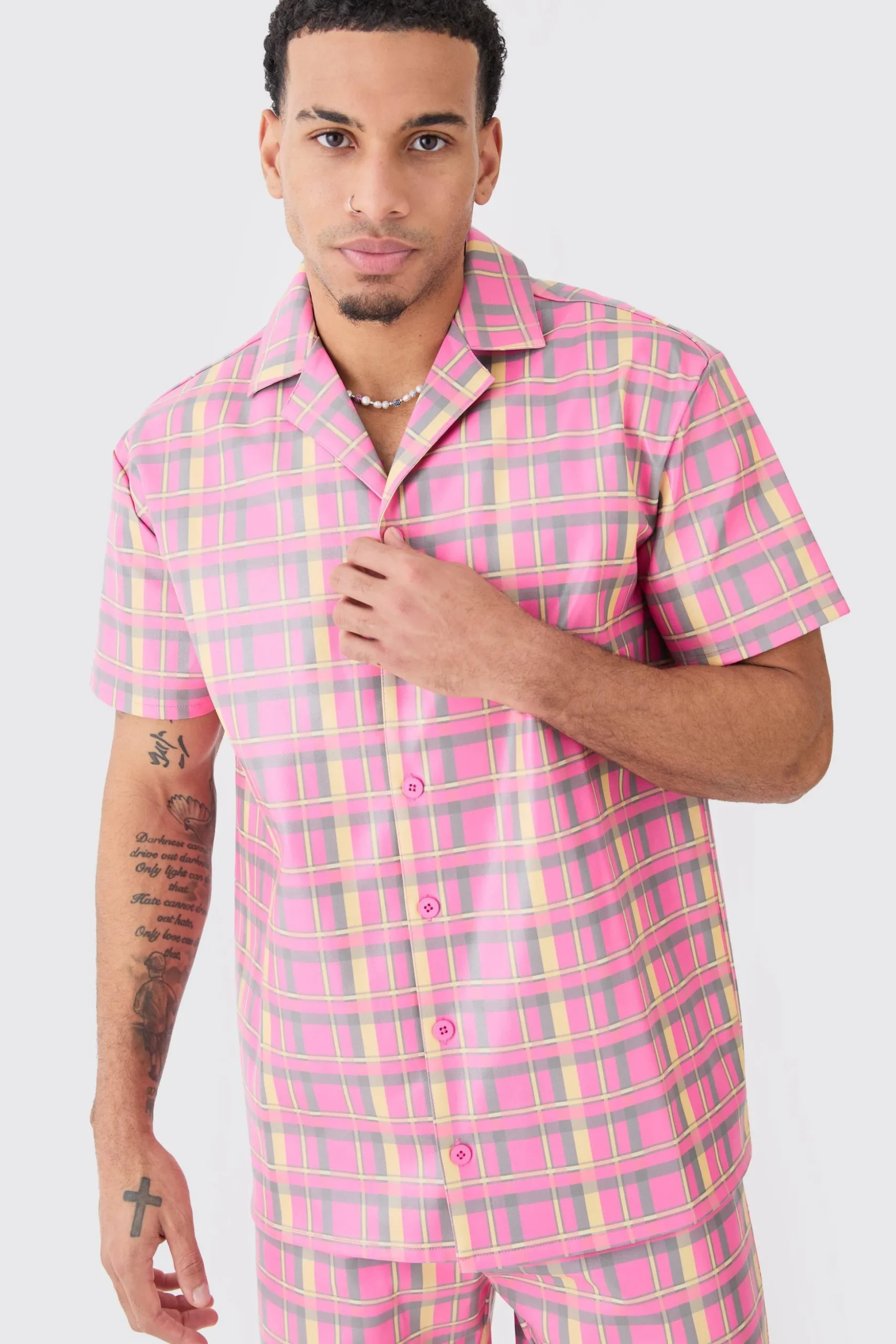 Short Sleeve Oversized Check Pu Shirt | BoohooMAN UK