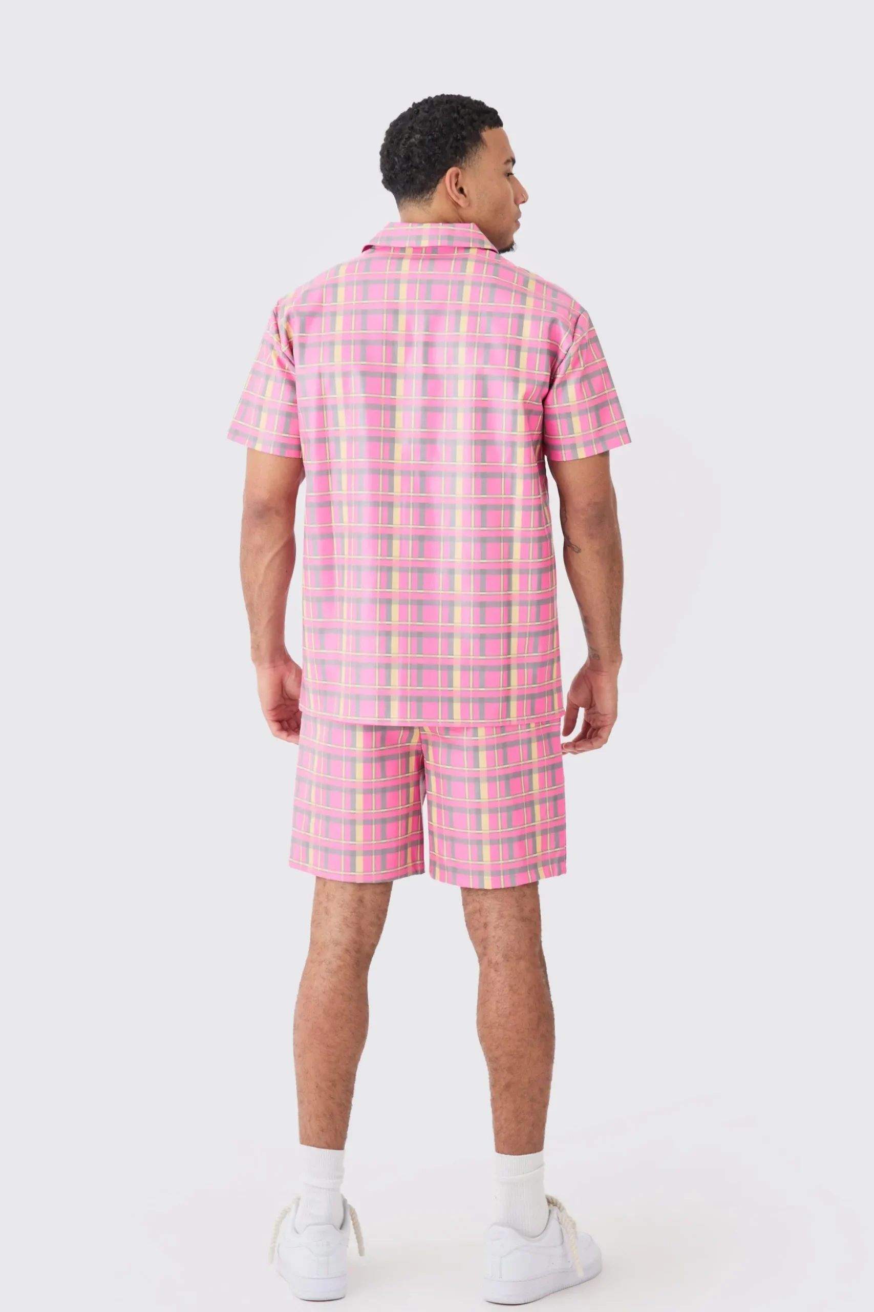 Short Sleeve Oversized Check Pu Shirt | BoohooMAN UK