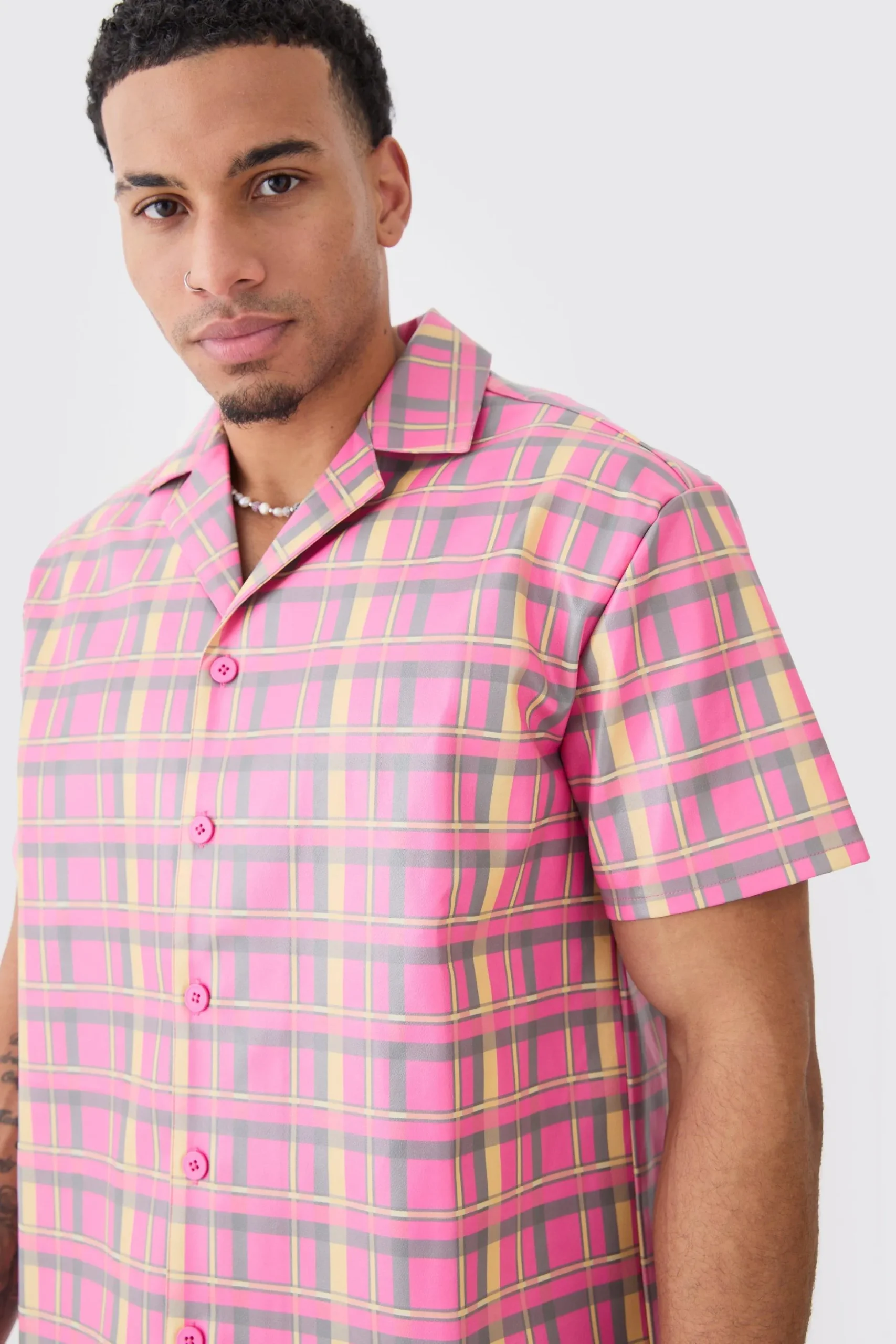 Short Sleeve Oversized Check Pu Shirt | BoohooMAN UK