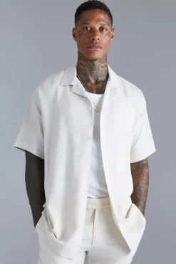Short Sleeve Oversized Linen Revere Shirt | BoohooMAN UK