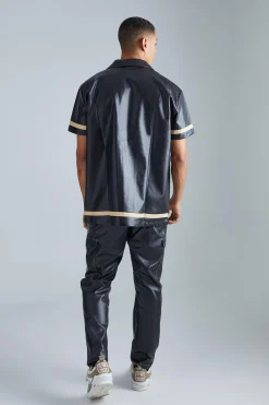 Short Sleeve Oversized Pu Border Shirt | BoohooMAN UK