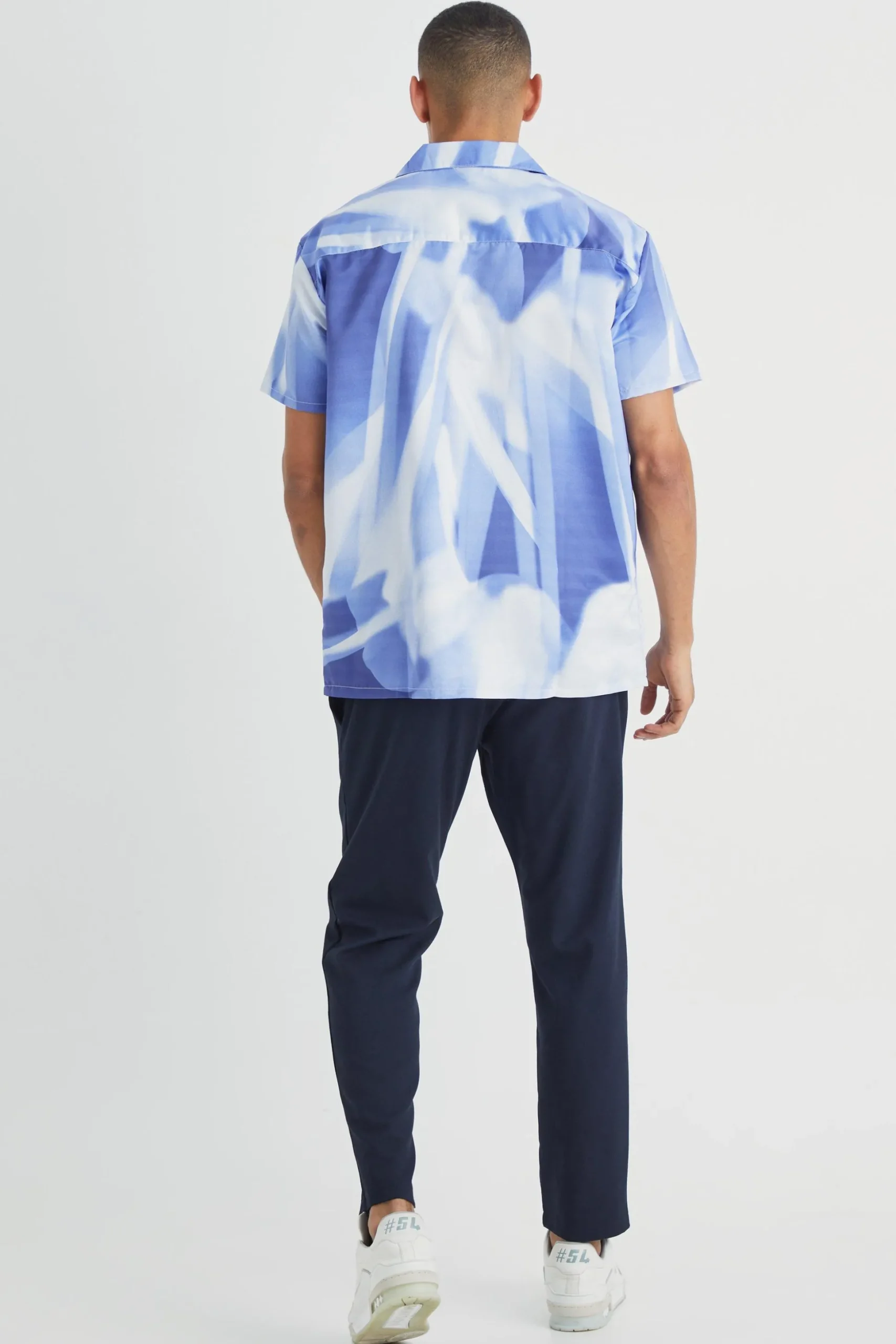 Short Sleeve Oversized Satin Abstract Shirt | BoohooMAN UK