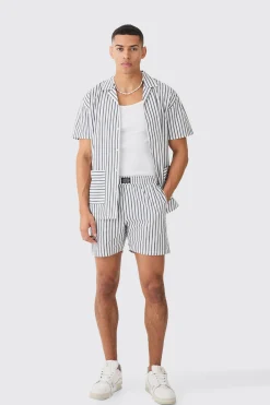Short Sleeve Oversized Stripe Hem Pocket Shirt | BoohooMAN UK