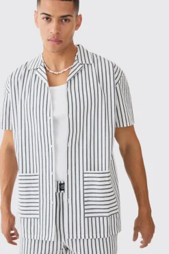 Short Sleeve Oversized Stripe Hem Pocket Shirt | BoohooMAN UK