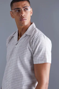 Short Sleeve Regular Mini Check Shirt | BoohooMAN UK