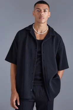 Short Sleeve Revere Oversized Fit Pleated Shirt | BoohooMAN UK