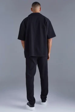 Short Sleeve Revere Oversized Fit Pleated Shirt | BoohooMAN UK