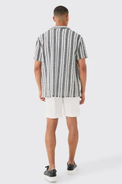 Short Sleeve Revere Oversized Open Knit Stripe Shirt | BoohooMAN UK