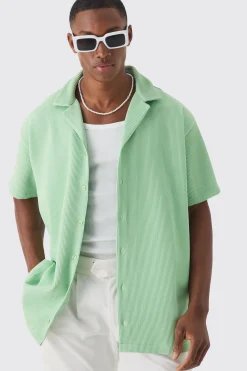 Short Sleeve Revere Oversized Pleated Shirt | BoohooMAN UK