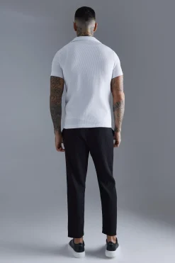 Short Sleeve Revere Stretch Fit Pleated Shirt | BoohooMAN UK