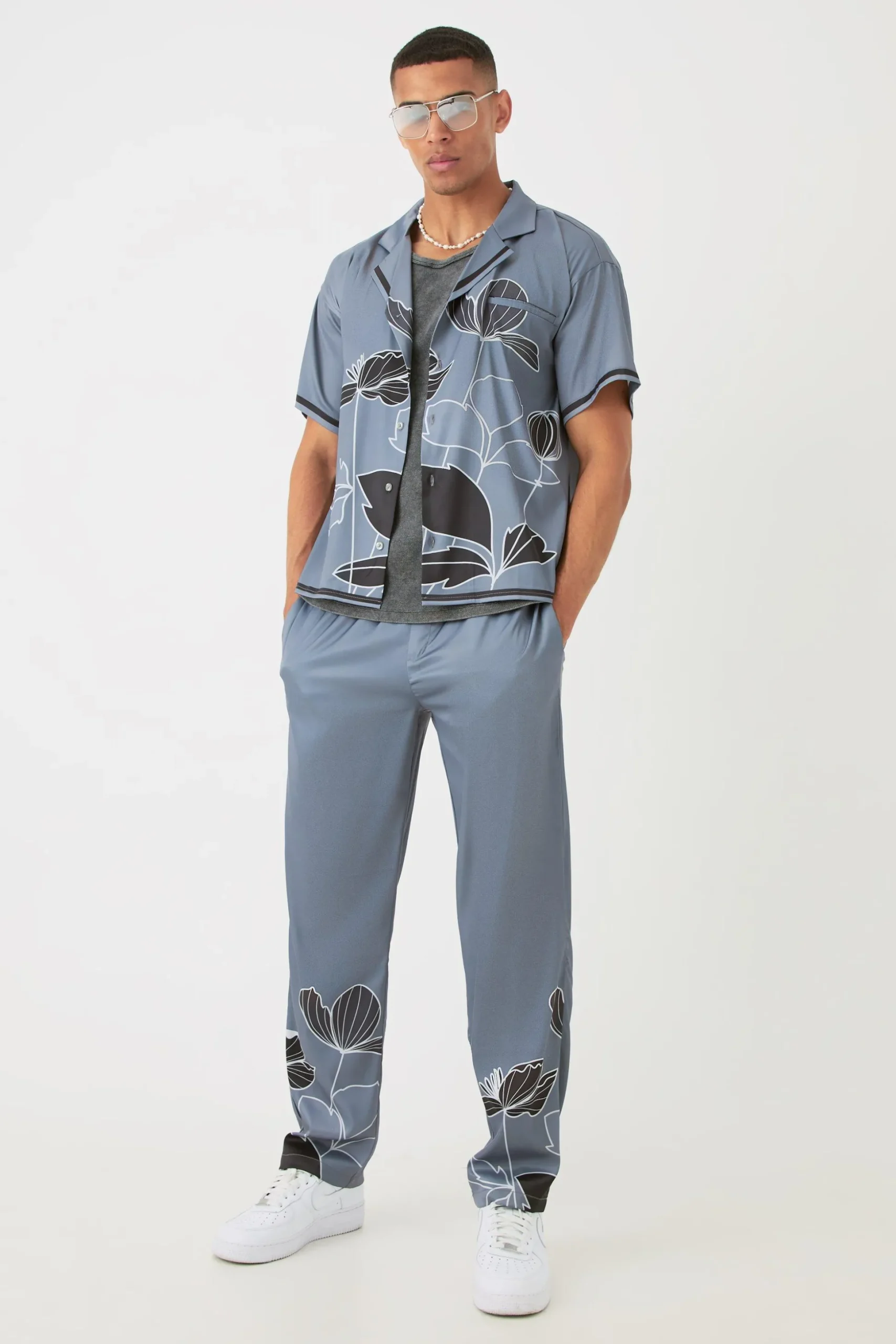Short Sleeve Satin Boxy Floral Shirt & Trouser | BoohooMAN UK
