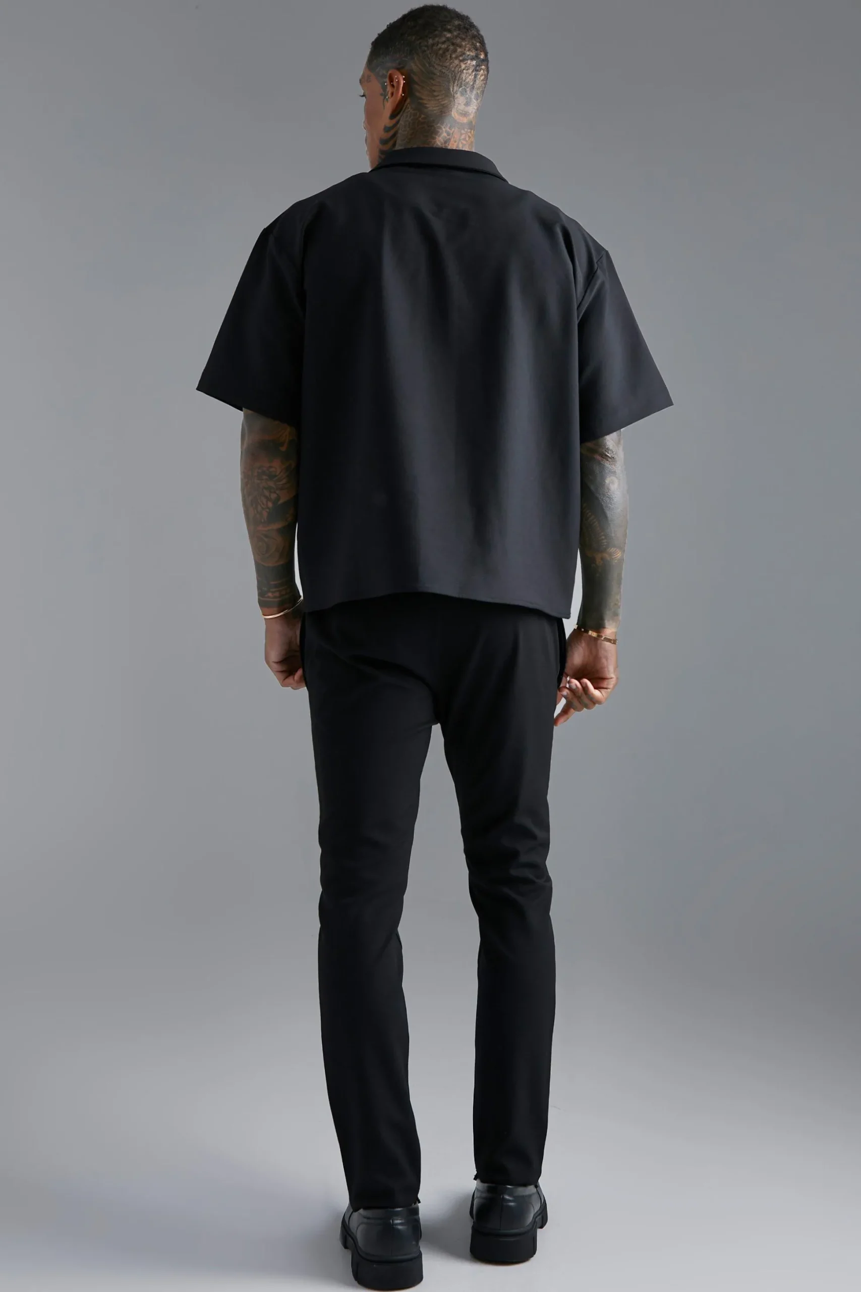 Short Sleeve Stretch Boxy Fit Shirt | BoohooMAN UK