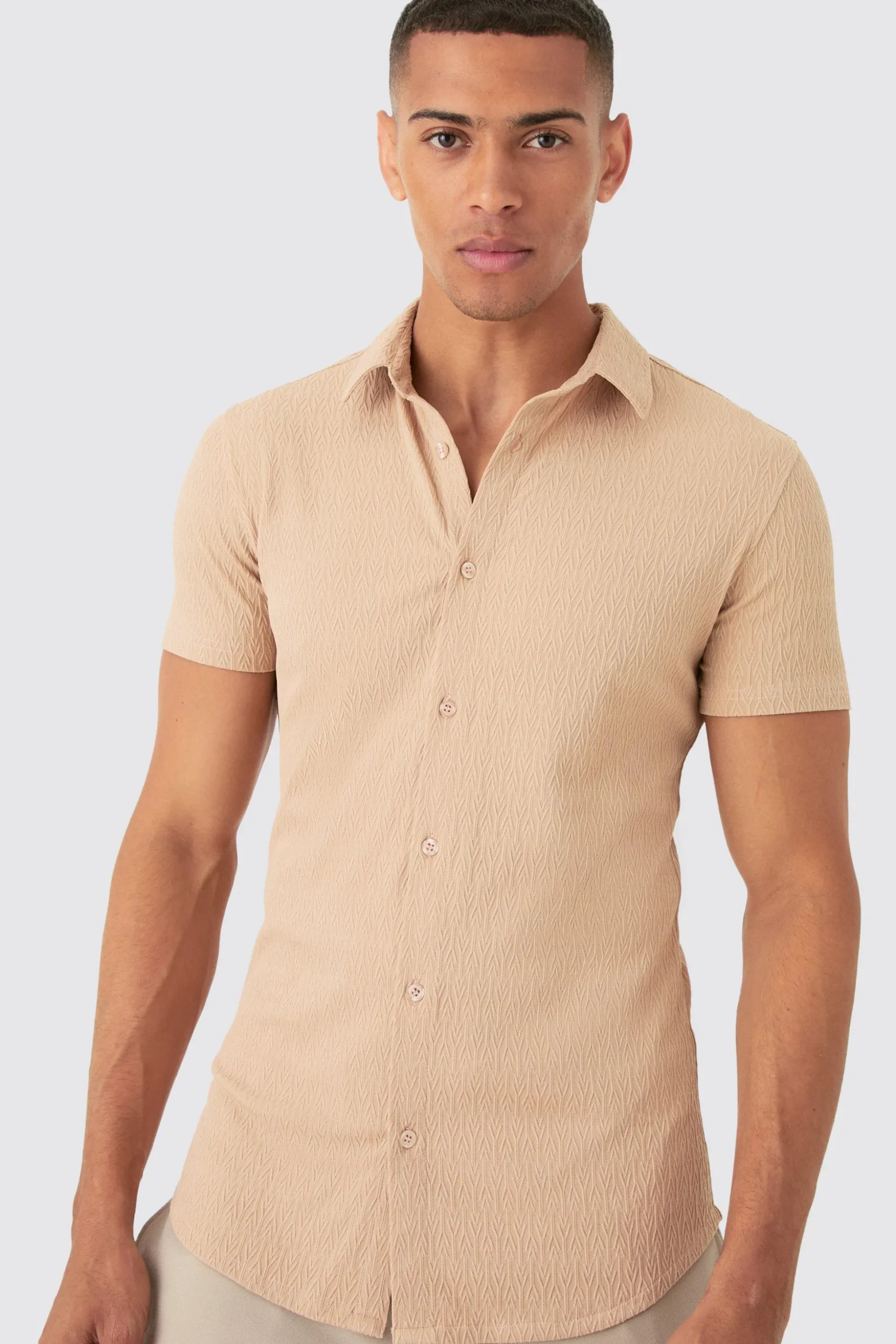 Short Sleeve Textured Detail Muscle Fit Shirt | BoohooMAN UK