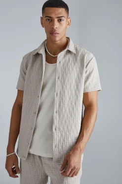 Short Sleeve Textured Stretch Shirt And Trousers Set | BoohooMAN UK