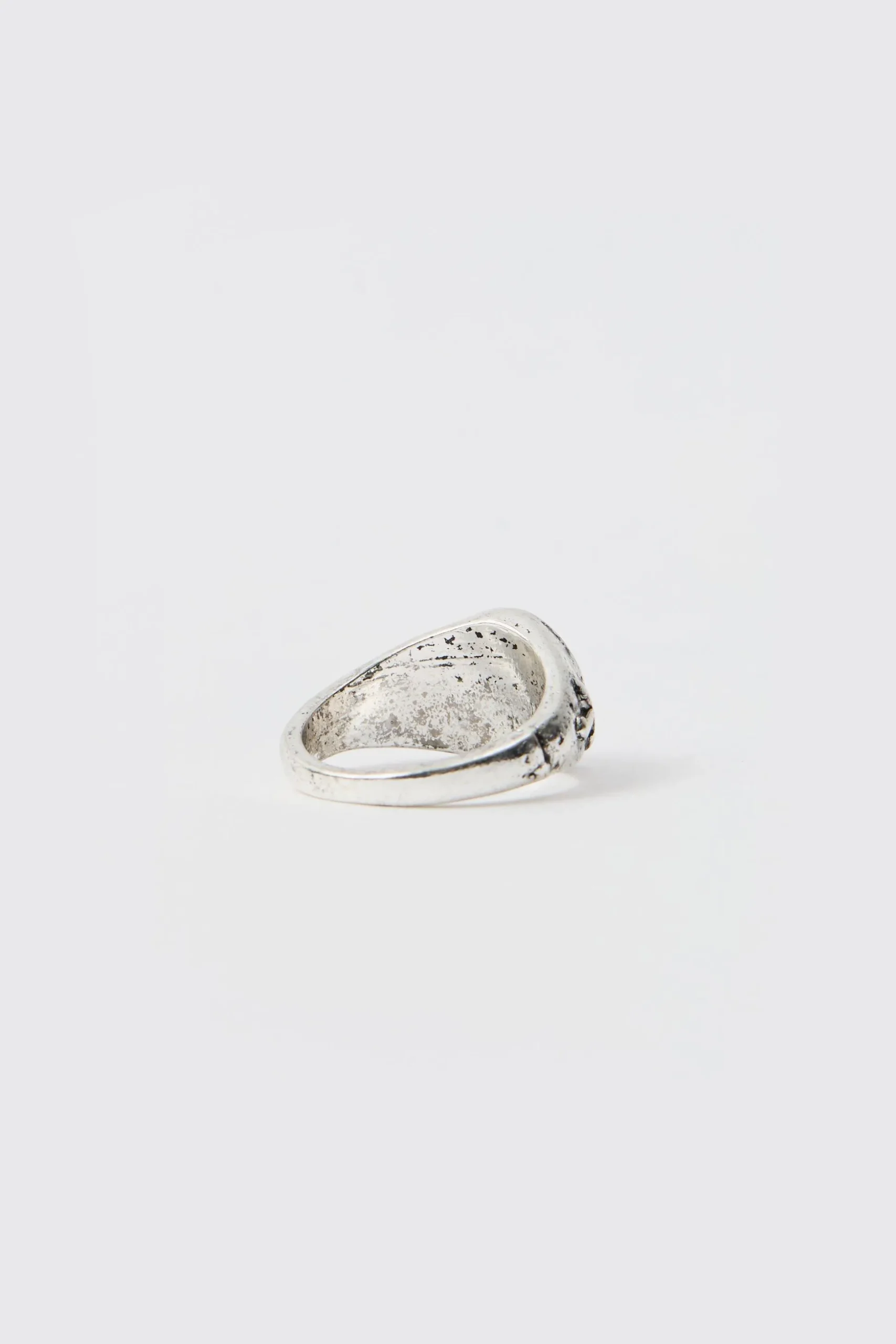 Signet Ring In Silver | BoohooMAN UK