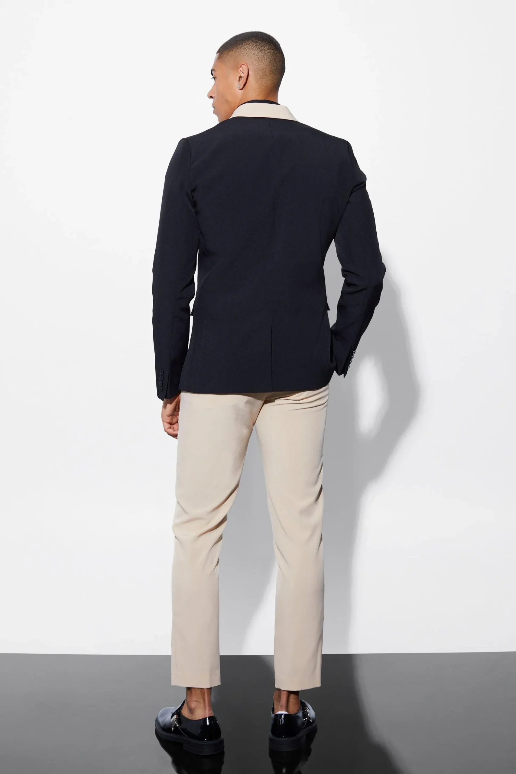 Skinny Contrast Lapel Suit | BoohooMAN UK