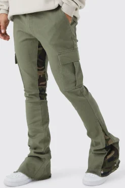Skinny Stacked Flare Camo Gusset Cargo Trouser | BoohooMAN UK