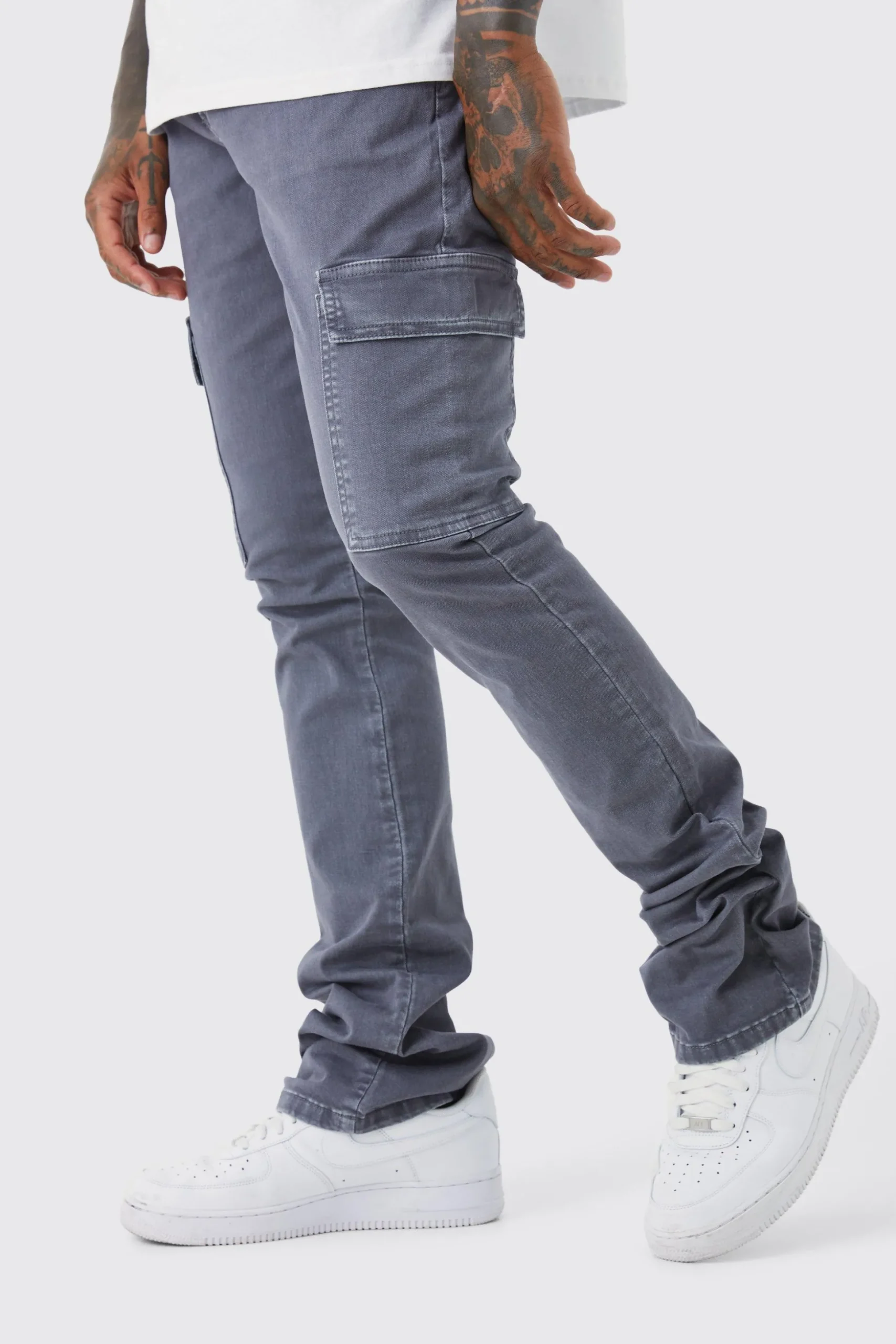 Skinny Stacked Flare Overdye Cargo Trouser | BoohooMAN UK