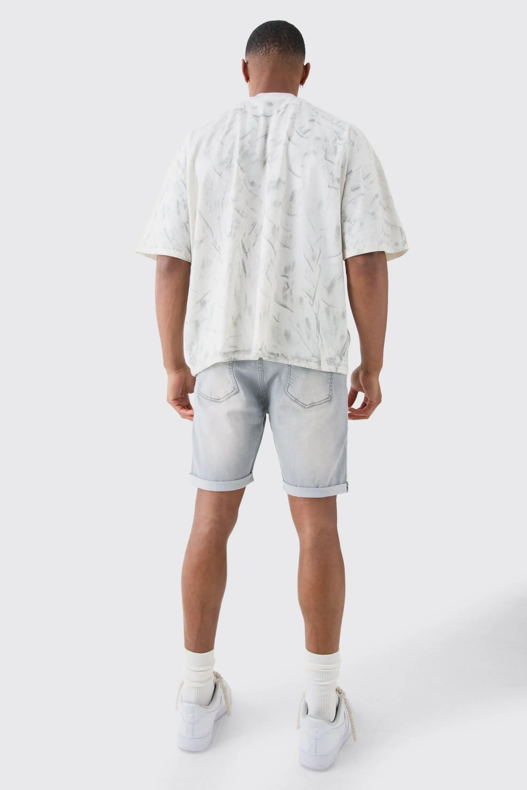 Skinny Stretch Denim Shorts In Light Grey | BoohooMAN UK