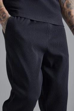 Slim Fit Pleated Trousers | BoohooMAN UK