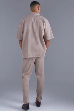 Slim Fit Pleated Trousers | BoohooMAN UK