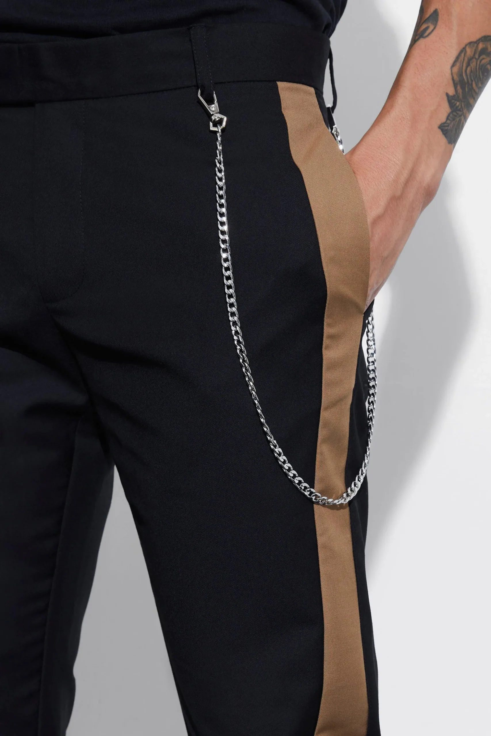 Slim Fit Side Panel Suit Trouser | BoohooMAN UK