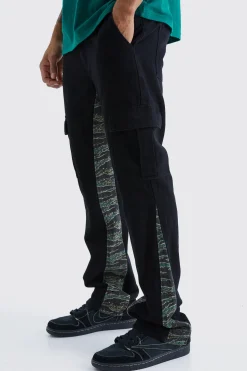 Slim Flare Camo Gusset Cargo Trouser | BoohooMAN UK