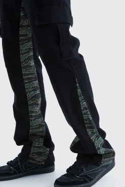 Slim Flare Camo Gusset Cargo Trouser | BoohooMAN UK