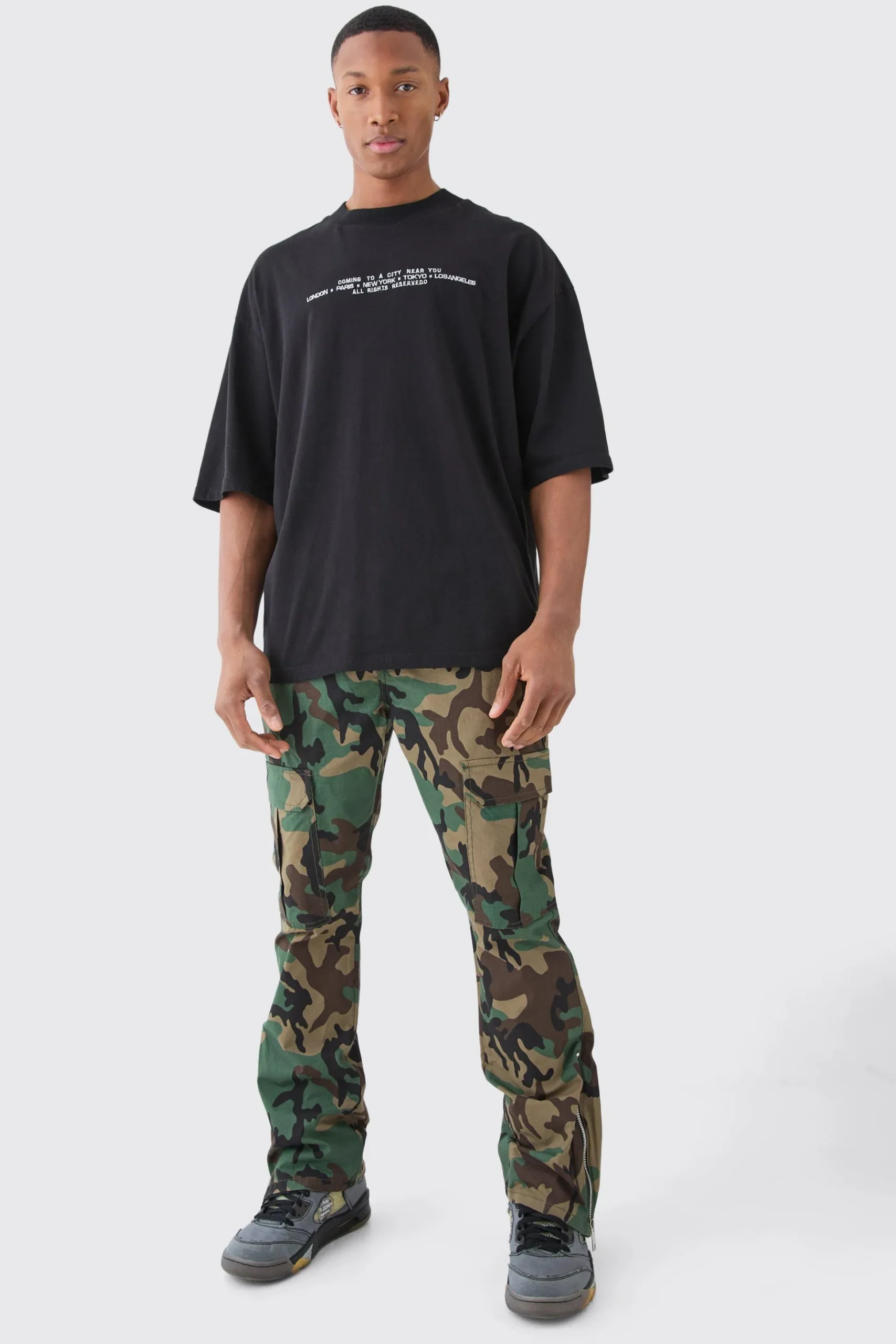 Slim Flare Ripstop Camo Cargo Trouser With Zip Gusset | BoohooMAN UK