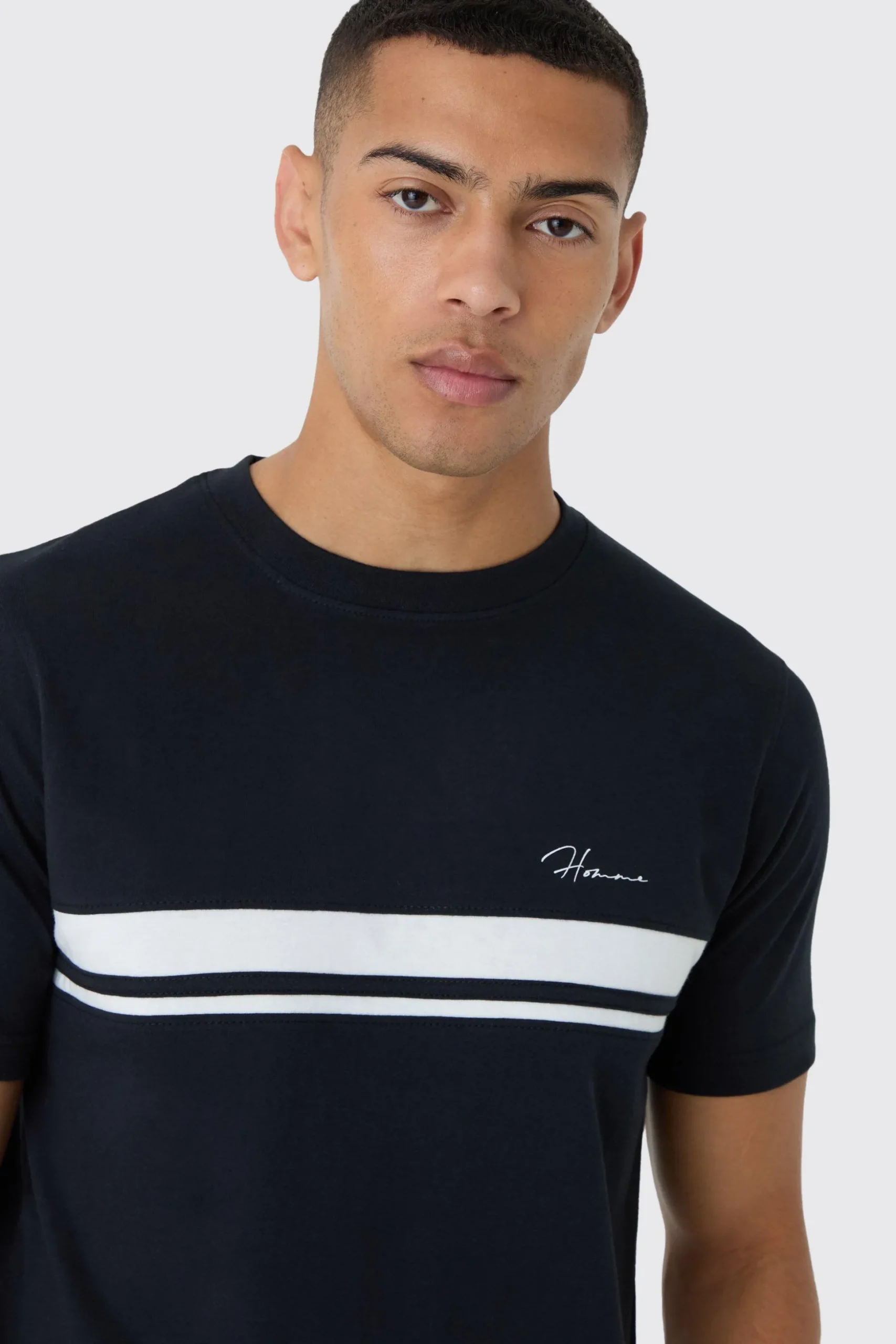 Slim Homme Script Colour Block T-shirt | BoohooMAN UK