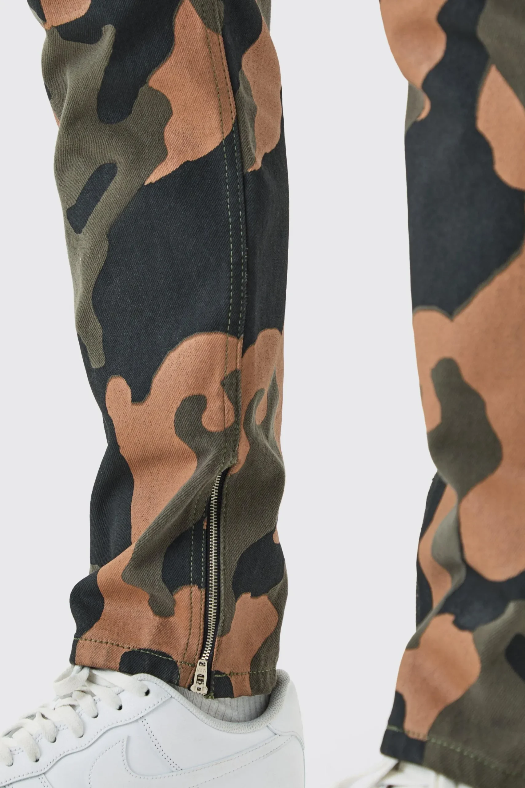 Slim Rigid Camo Zip Hem Jeans | BoohooMAN UK