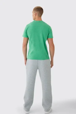 Slim Worldwide Chest Wash Embroidered T-Shirt | BoohooMAN UK