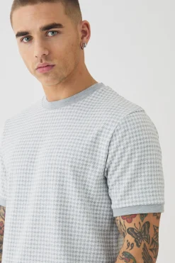 Smart Slim Dogtooth Jacquard Ringer T-shirt | BoohooMAN UK