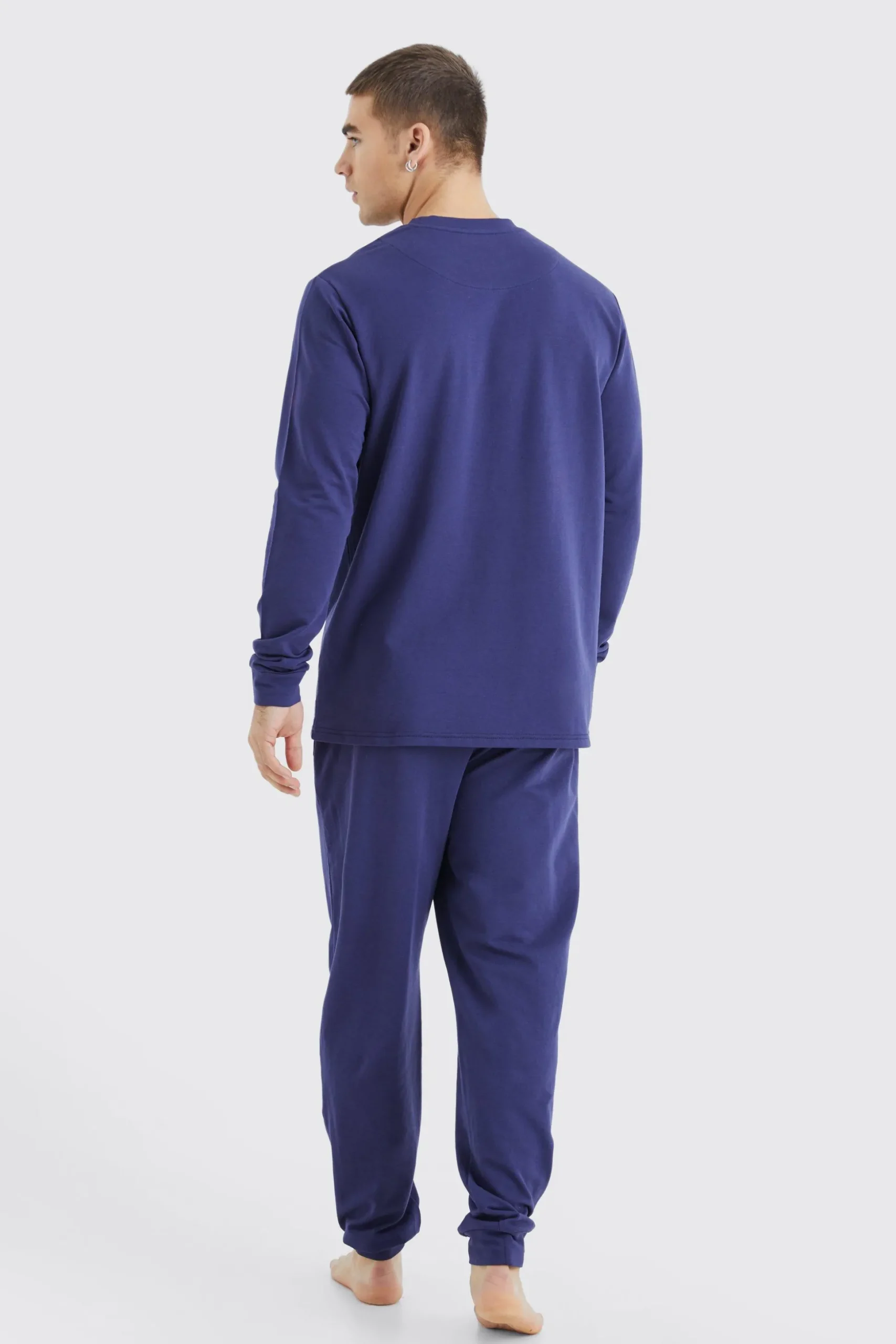 Soft Feel Lounge Top And Jogger Set | BoohooMAN UK