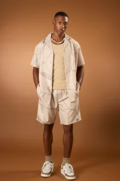 Soft Twill Abstract Printed Tab Shirt And Short | BoohooMAN UK
