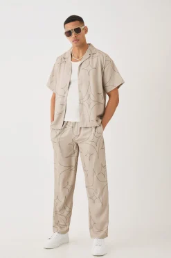 Soft Twill Boxy Tonal Star Print Shirt & Trouser Set | BoohooMAN UK