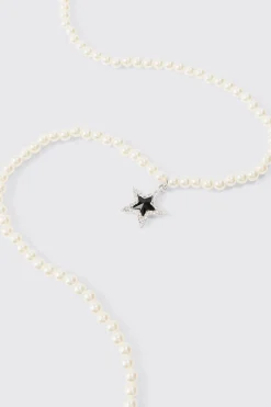 Star Pendant Pearl Necklace | BoohooMAN UK