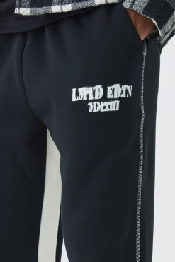 Straight Leg Contrast Stitch Gusset Jogger | BoohooMAN UK