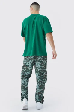 Straight Leg 3d Multi Cargo Camo Trouser | BoohooMAN UK