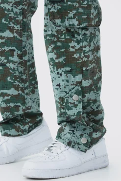 Straight Leg 3d Multi Cargo Camo Trouser | BoohooMAN UK