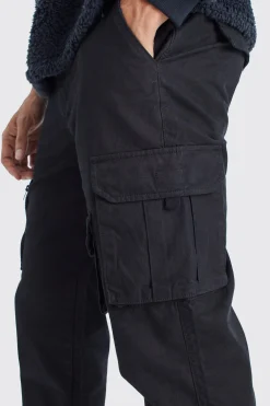 Straight Leg Multi Cargo Trouser With Woven Tab | BoohooMAN UK