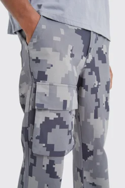 Straight Leg Pixel Camo Cargo Pocket Trouser | BoohooMAN UK
