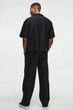 Straight Leg Pleated Elasticated Waist Trouser | BoohooMAN UK