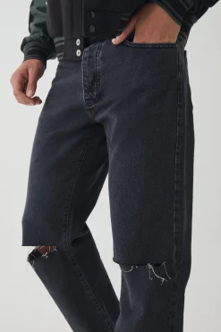 Straight Leg Rigid Ripped Knee Distressed Jeans | BoohooMAN UK
