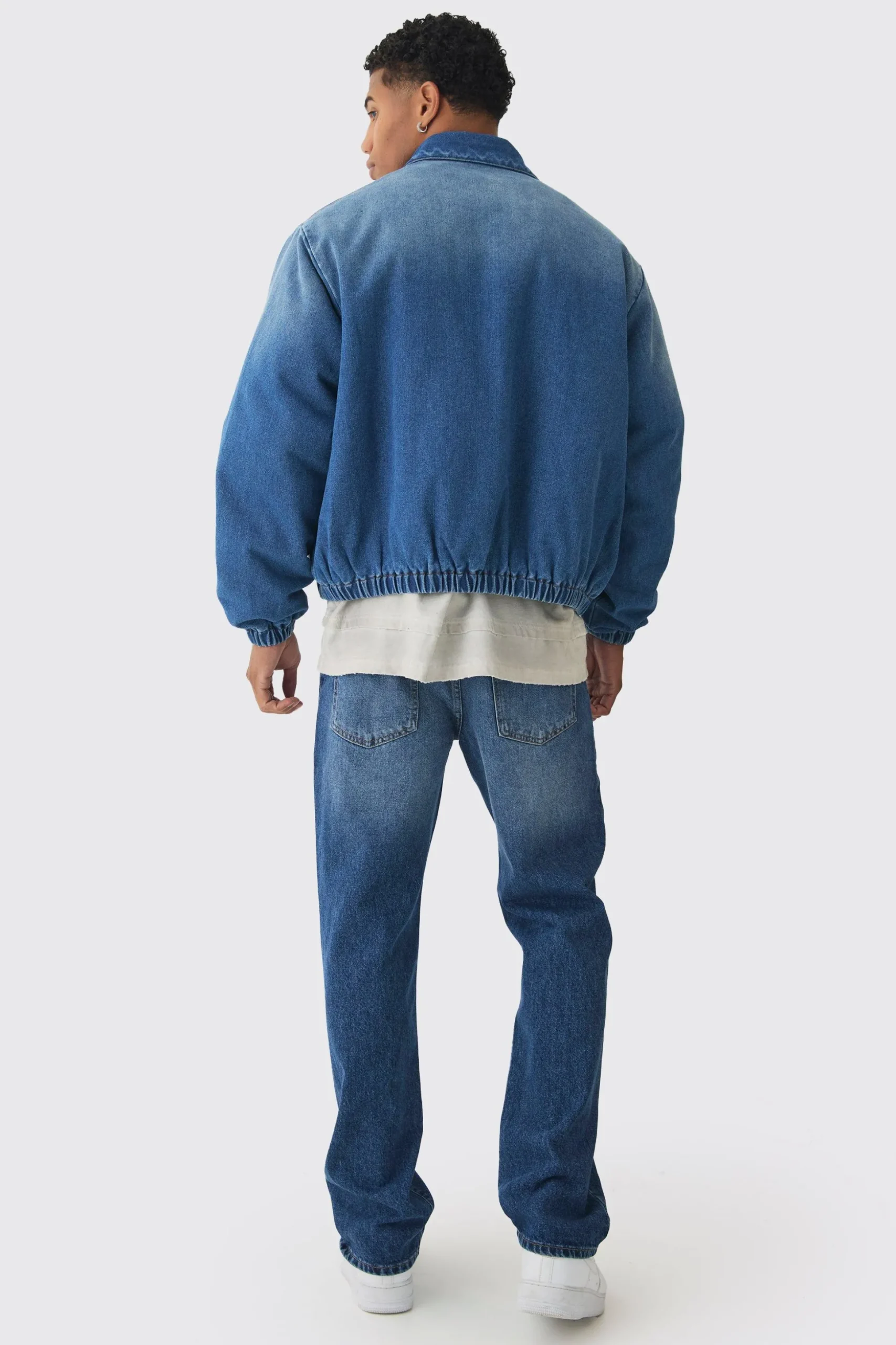 Straight Leg Rigid Ripped Knee Tinted Jeans | BoohooMAN UK