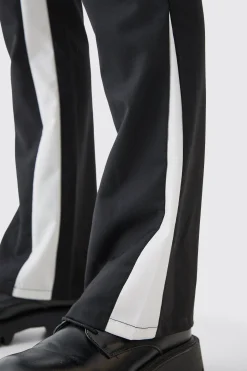 Tailored Gusset Detail Flared Trousers | BoohooMAN UK