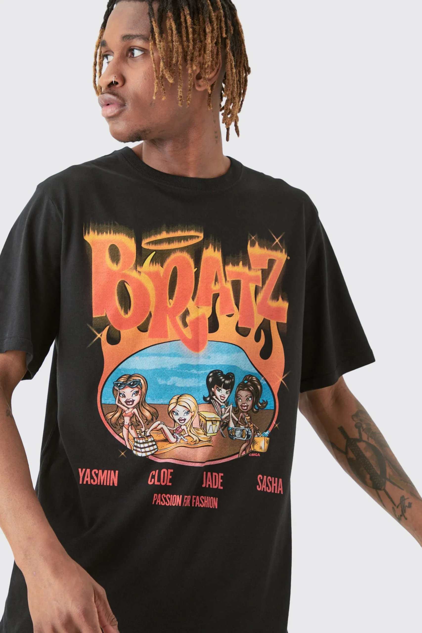 Tall Bratz Licence Flame Printed T-shirt In Black | BoohooMAN UK
