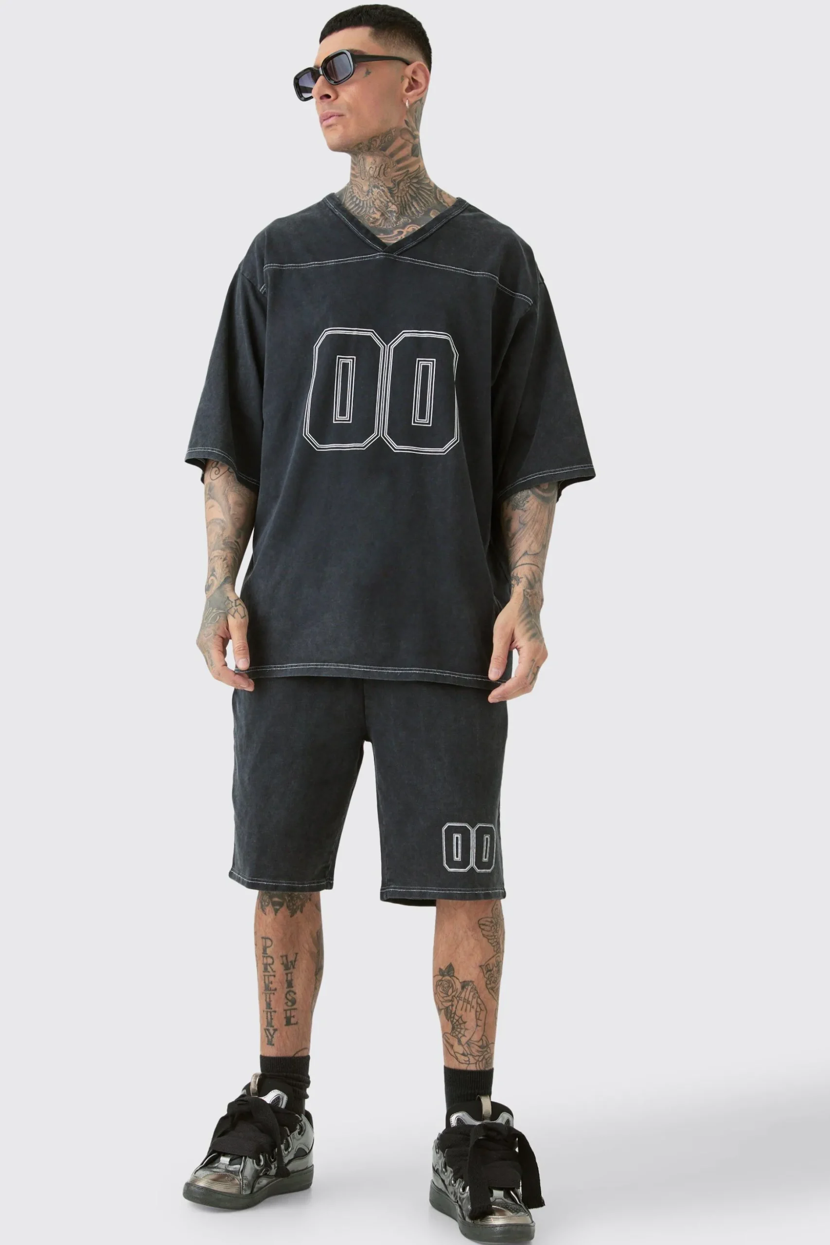 Tall Contrast Stitch Varsity T-shirt & Short Set | BoohooMAN UK