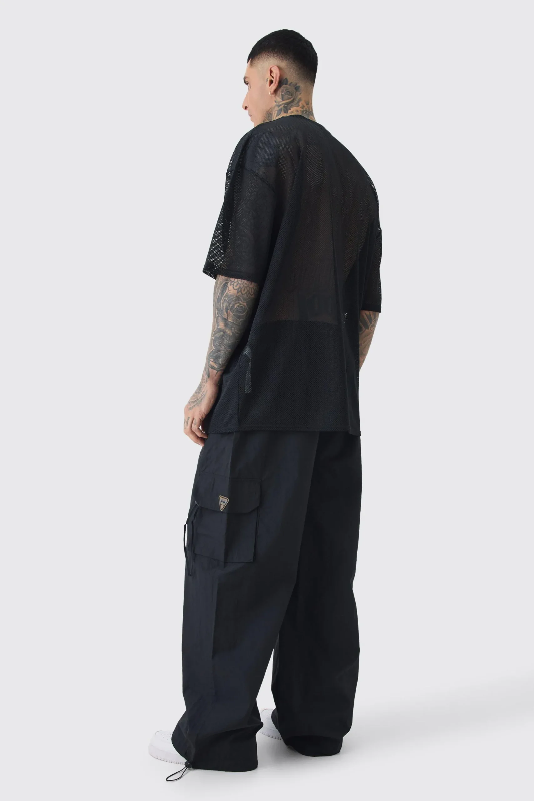 Tall Crinkle Nylon Cargo Parachute Trousers In Black | BoohooMAN UK