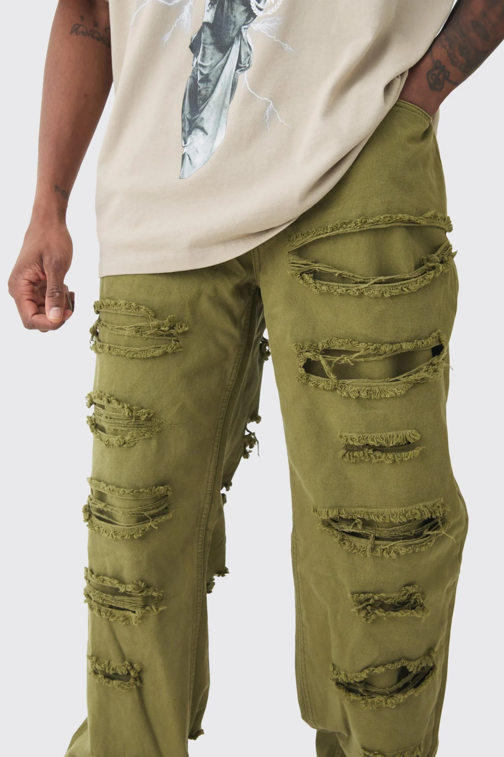 Tall Distressed Twill Overdyed Trouser In Khaki | BoohooMAN UK